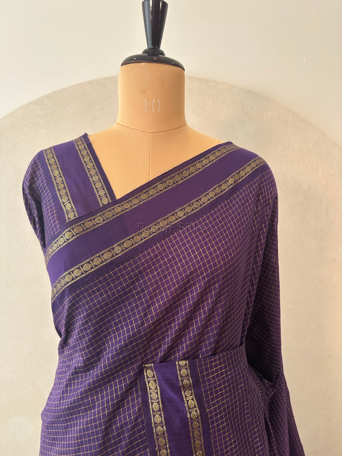 Deep Purple Muthu Kattam Cotton Saree with Rettapet Border