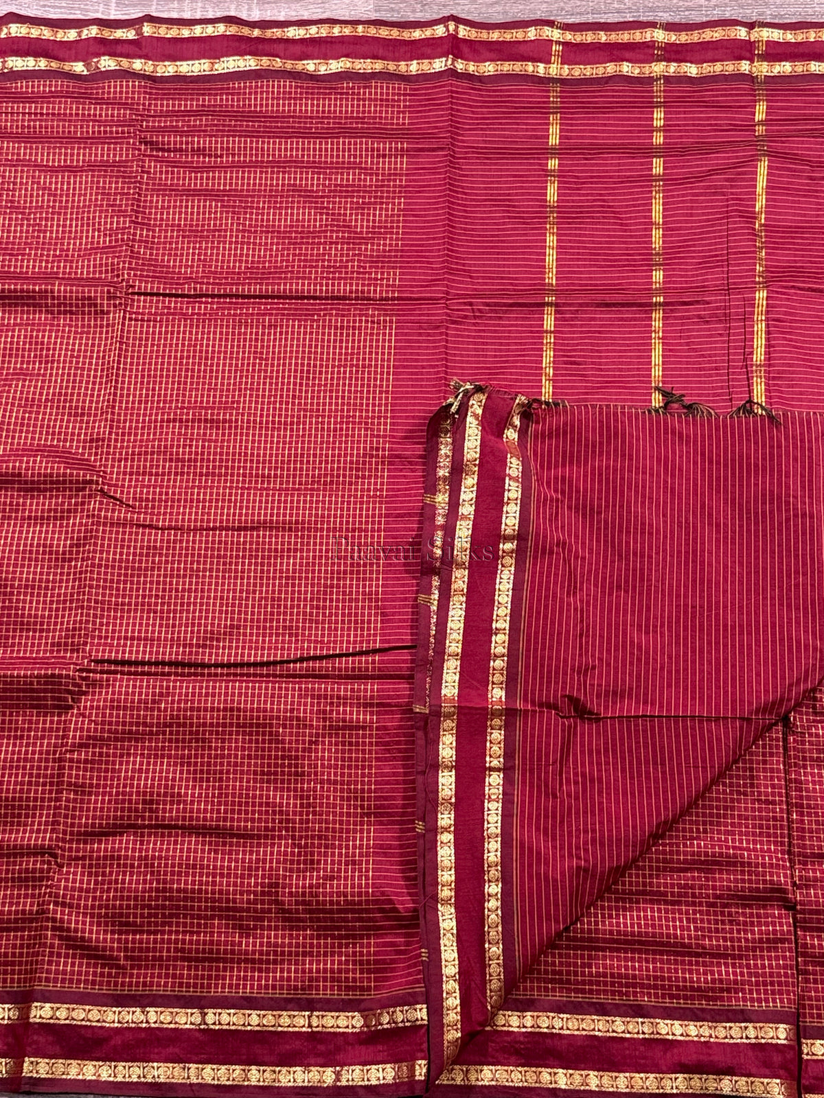 Maroon Muthu Kattam Cotton Saree with Rettapet Border